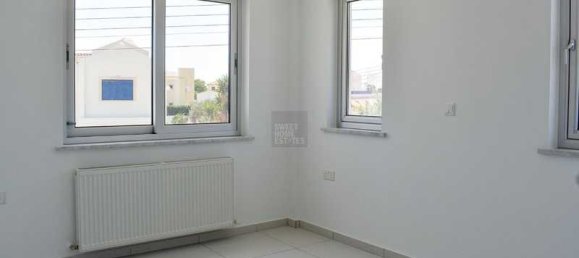 4 bedrooms House in Paralimni, Cyprus No. 7006 5