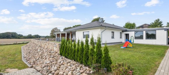 Bungalow de 5 habitaciónes en Nordwestmecklenburg, Germany No. 288197 2