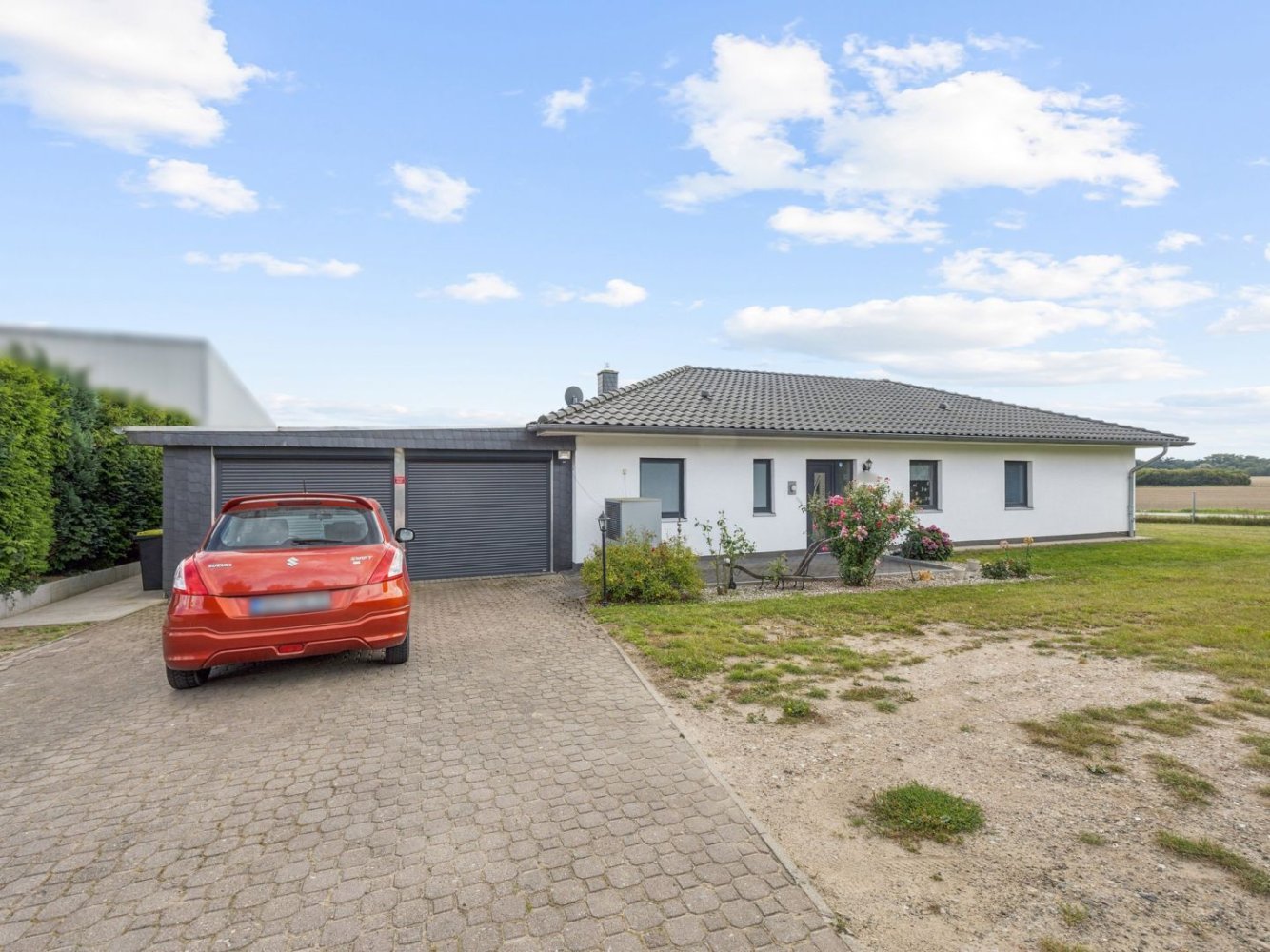 Bungalow de 5 habitaciónes en Nordwestmecklenburg, Germany No. 288197