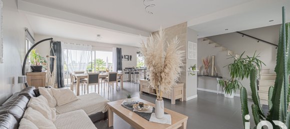 Дом с 5 спальнями в Сен-Сир-сюр-Луар, Франция № 326959 4