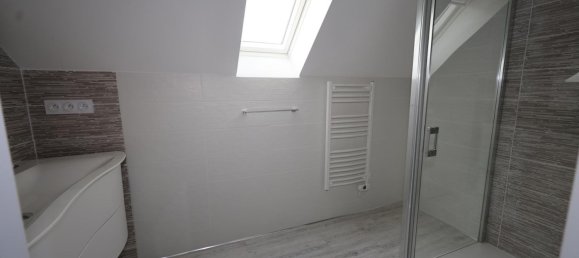 Casa de 9 dormitorios en Chemille-sur-Deme, France No. 46075 49