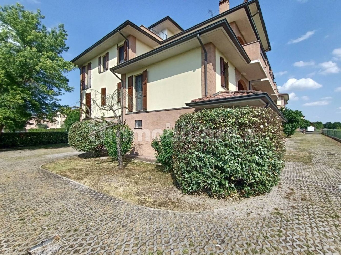 2 غرف نوم شقة في San Prospero, Italy رقم 63993