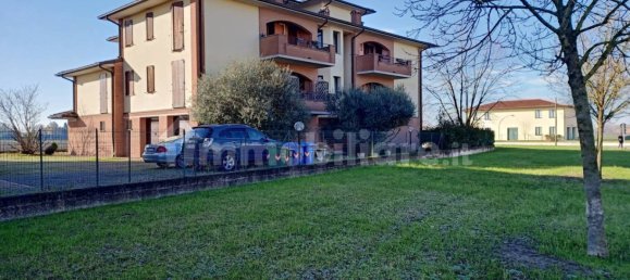 2 غرف نوم شقة في San Prospero, Italy رقم 63993 3