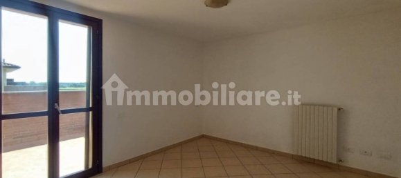 2 غرف نوم شقة في San Prospero, Italy رقم 63993 23