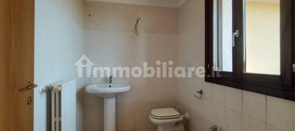 2 غرف نوم شقة في San Prospero, Italy رقم 63993 24