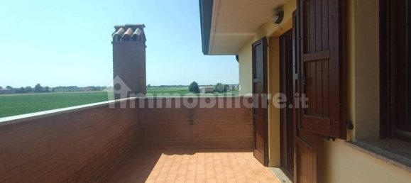 2 غرف نوم شقة في San Prospero, Italy رقم 63993 5