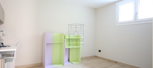 Villa de 9 divisões em Lucca, Italy N.º 8614 21