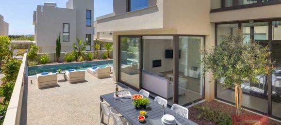 3 bedrooms Villa in Paralimni, Cyprus No. 18360 4