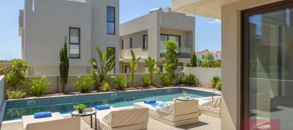 3 bedrooms Villa in Paralimni, Cyprus No. 18360 6