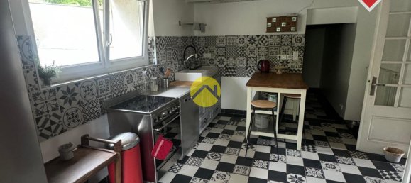  عقار تجاري في Tours, France 420متر مربع رقم 253468 2