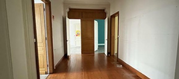  مكتب في Valenciennes, France 350متر مربع رقم 215235 10