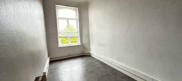  مكتب في Valenciennes, France 350متر مربع رقم 215235 6