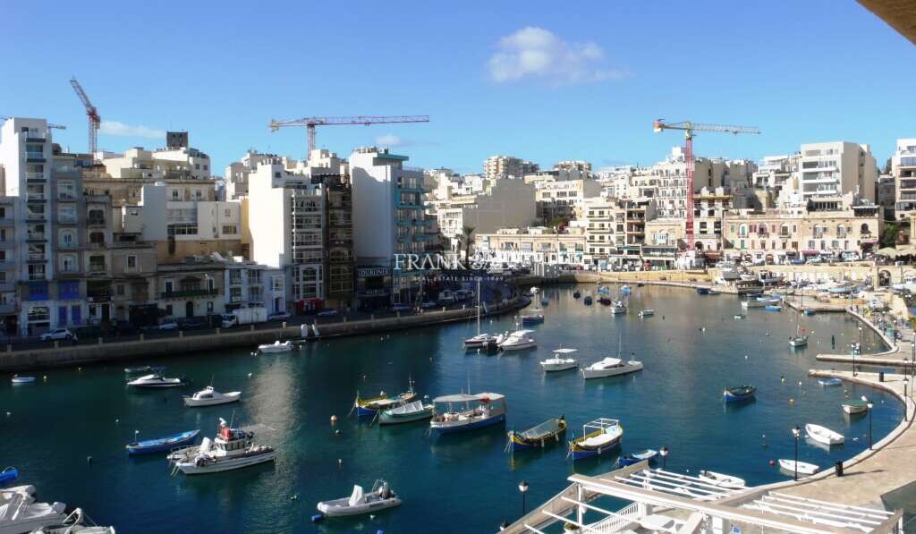 Квартира с 2 спальнями в Сент-Джулианс, Мальта № 9050