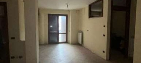 3 rooms Apartment in Marcianise, Italy No. 7579 10
