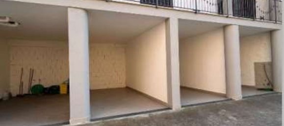 3 rooms Apartment in Marcianise, Italy No. 7579 21