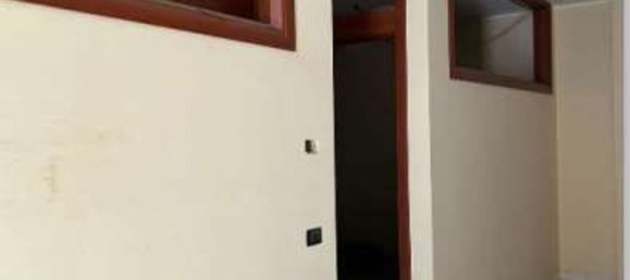 3 rooms Apartment in Marcianise, Italy No. 7579 12