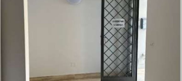 3 rooms Apartment in Marcianise, Italy No. 7579 7