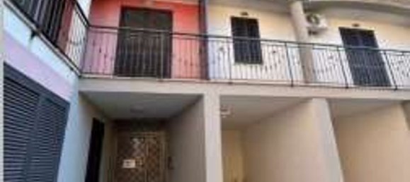 3 rooms Apartment in Marcianise, Italy No. 7579 3
