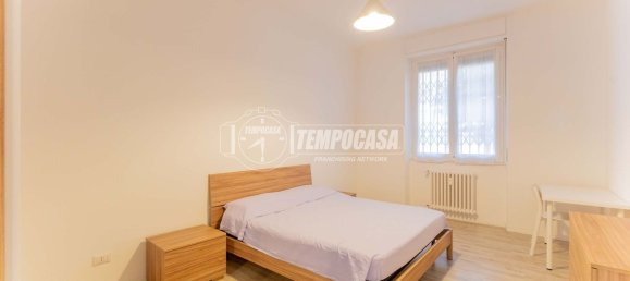 3-salle Appartement à Milan, Italy No. 261216 16