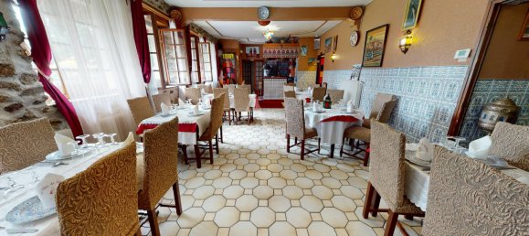 115m² Commercial property in Villeneuve-le-Comte, France No. 176375 4