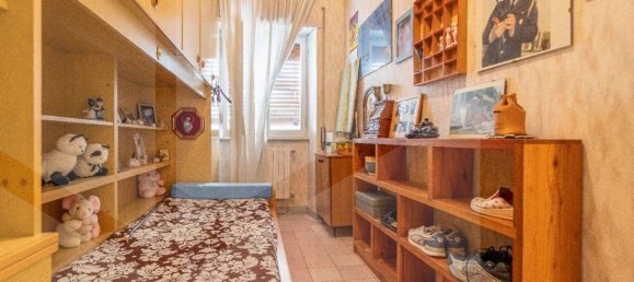 Apartamento de 5 divisões em Ciampino, Italy N.º 18514 18