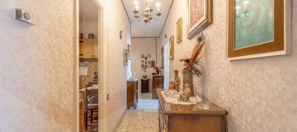 Apartamento de 5 divisões em Ciampino, Italy N.º 18514 19