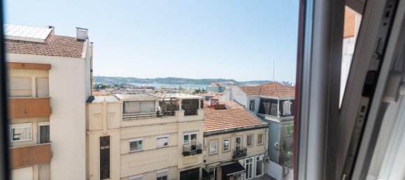3 Schlafzimmer Wohnung in Oeiras, Portugal, Nr. 236313 8
