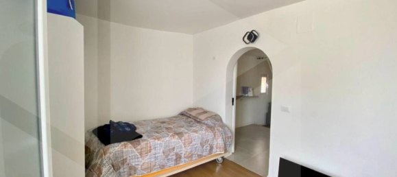 Apartamento de 2 divisões em Bari, Italy N.º 231246 11