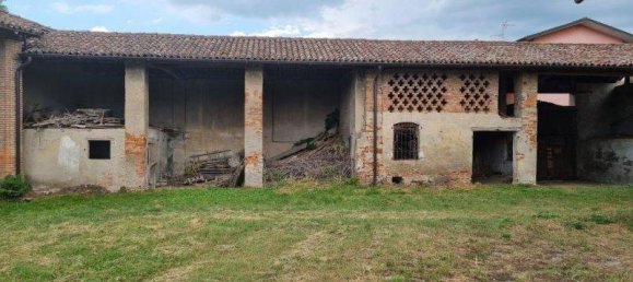 4 rooms House in Pandino, Italy No. 129817 2