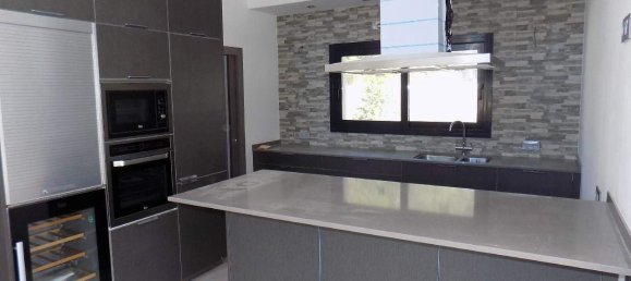 4 bedrooms Villa in Moraira, Spain No. 285032 4