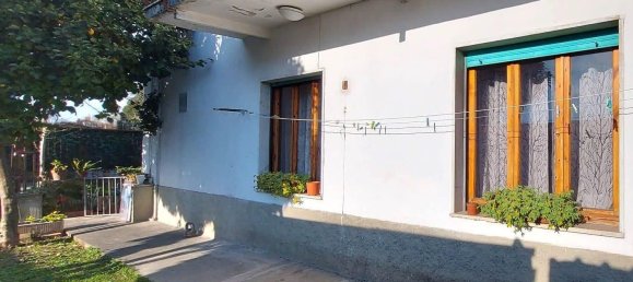 7غرفة منزل في Carrara, Italy رقم 45685 37