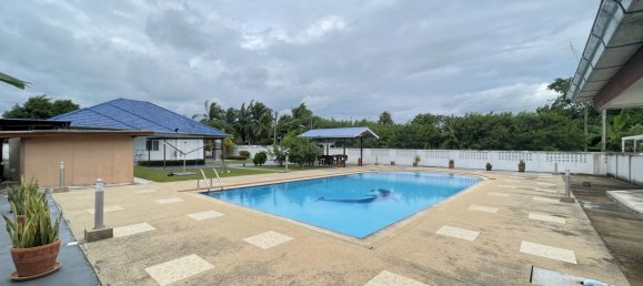 4 bedrooms Cafe / restaurant in Hua Hin, Thailand No. 6409 4