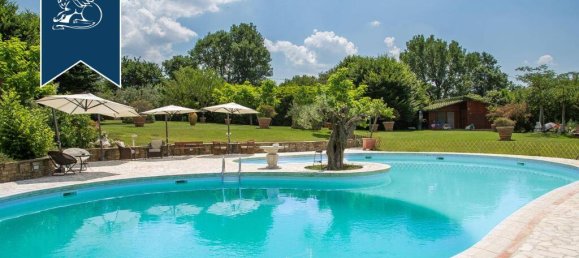 7 bedrooms Villa in Arezzo, Italy No. 329294 11