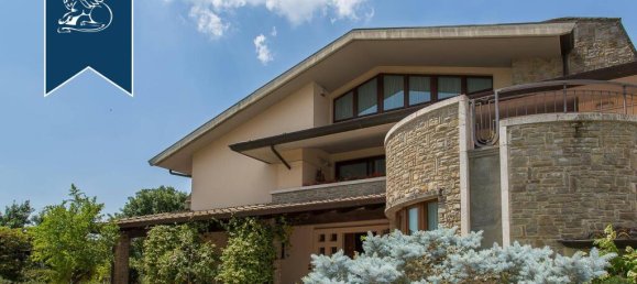 7 bedrooms Villa in Arezzo, Italy No. 329294 18