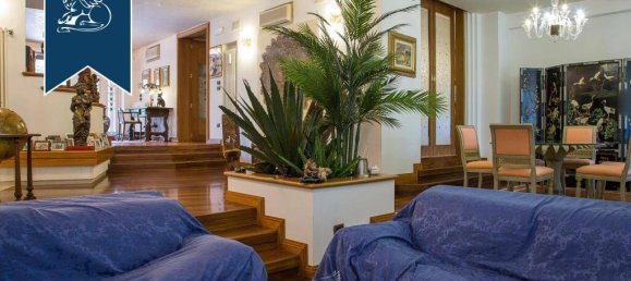 7 bedrooms Villa in Arezzo, Italy No. 329294 38