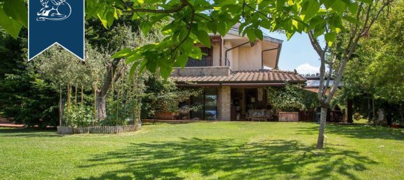 7 bedrooms Villa in Arezzo, Italy No. 329294 30