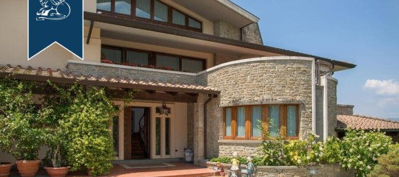 7 bedrooms Villa in Arezzo, Italy No. 329294 13