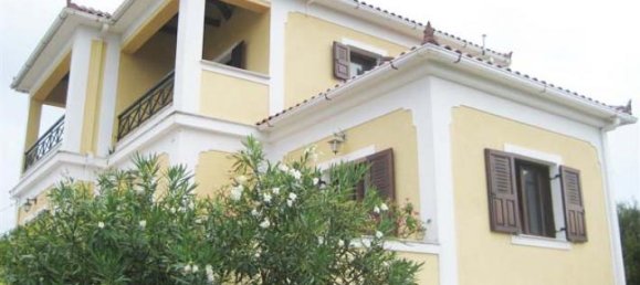 5 bedrooms Commercial property in Zakynthos, Greece No. 546 3