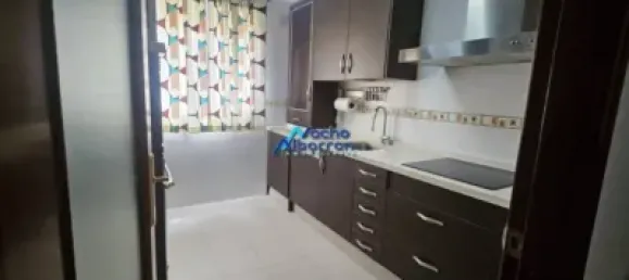 2 bedrooms Apartment in Badajoz, Spain No. 143736 3