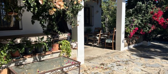 3 bedrooms House in Estepona, Spain No. 136157 9