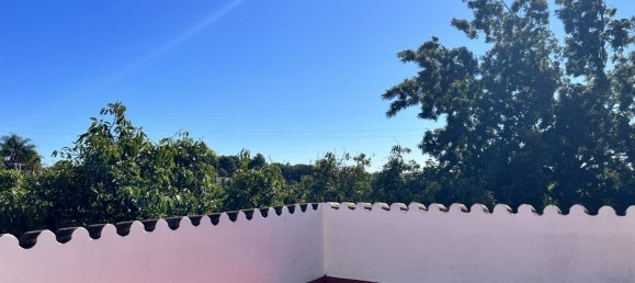 3 bedrooms House in Estepona, Spain No. 136157 4