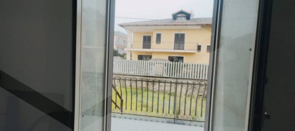 8غرفة فيلا في Giugliano in Campania, Italy رقم 22633 23