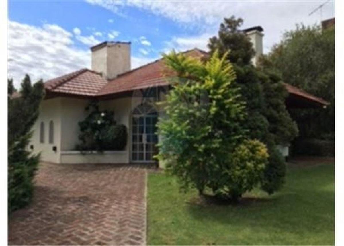 3 غرف نوم منزل في Escobar, Argentina رقم 95949