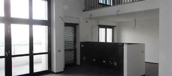 Apartamento de 3 divisões em Sesto San Giovanni, Italy N.º 52786 6