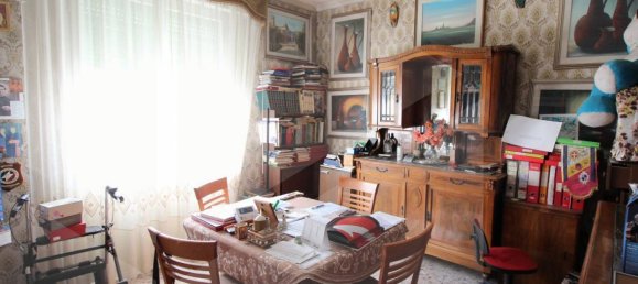 4-salle Appartement à Bologna, Italy No. 33644 7