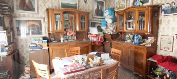 4-salle Appartement à Bologna, Italy No. 33644 8