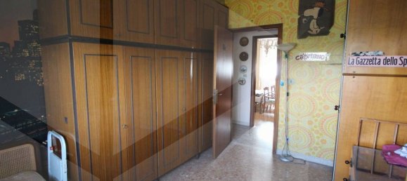 4-salle Appartement à Bologna, Italy No. 33644 21