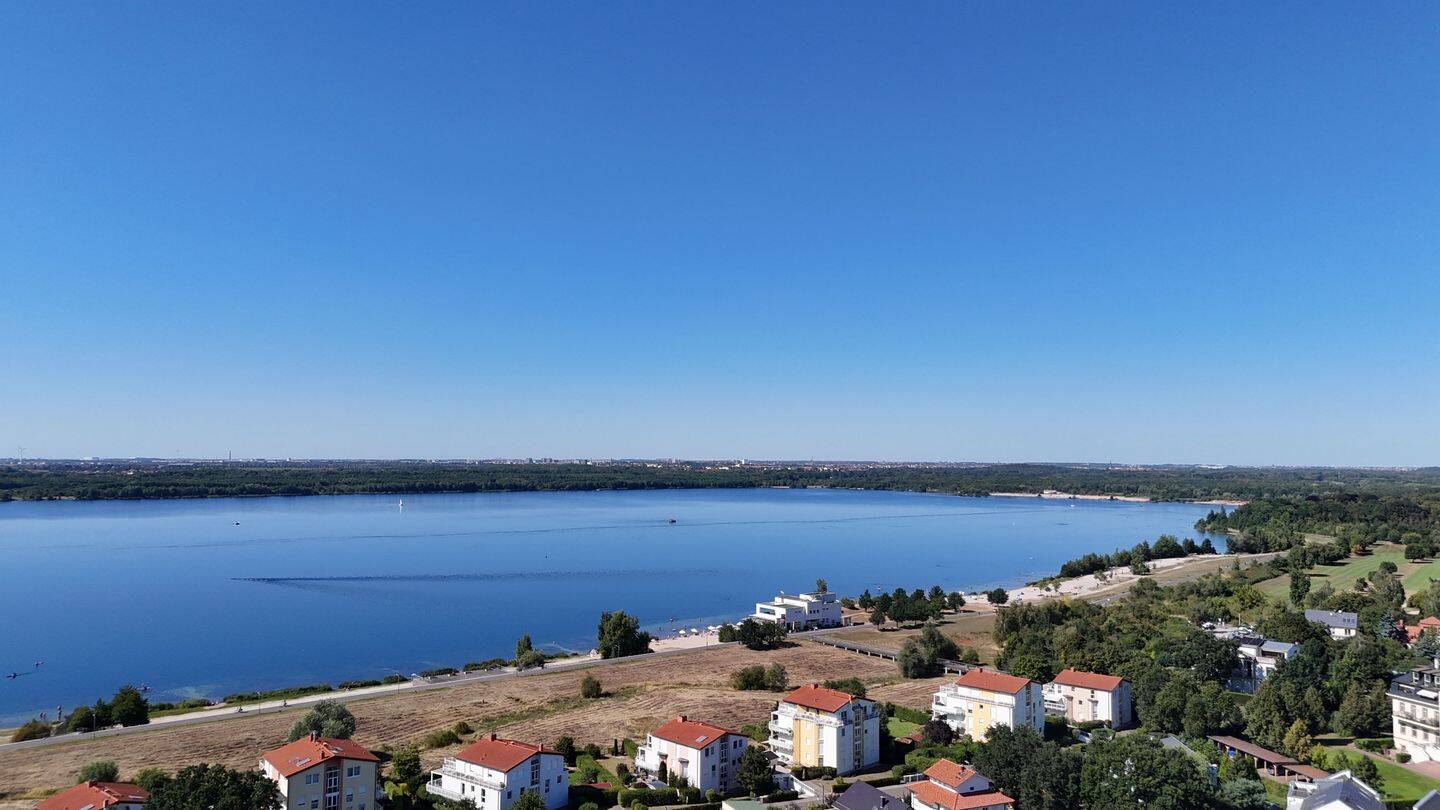 Dúplex de 2 dormitorios en Leipzig, Germany No. 314485