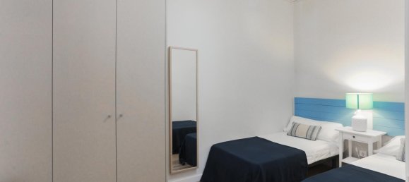 6 bedrooms Apartment in Valencia, Spain No. 143163 20