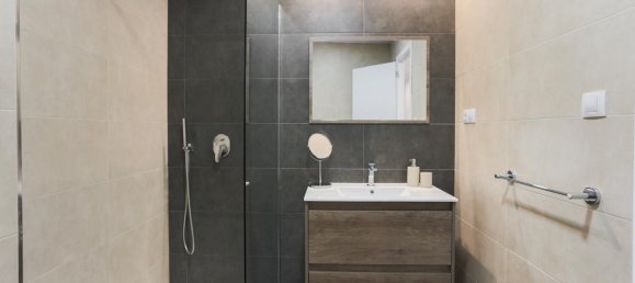 6 bedrooms Apartment in Valencia, Spain No. 143163 25